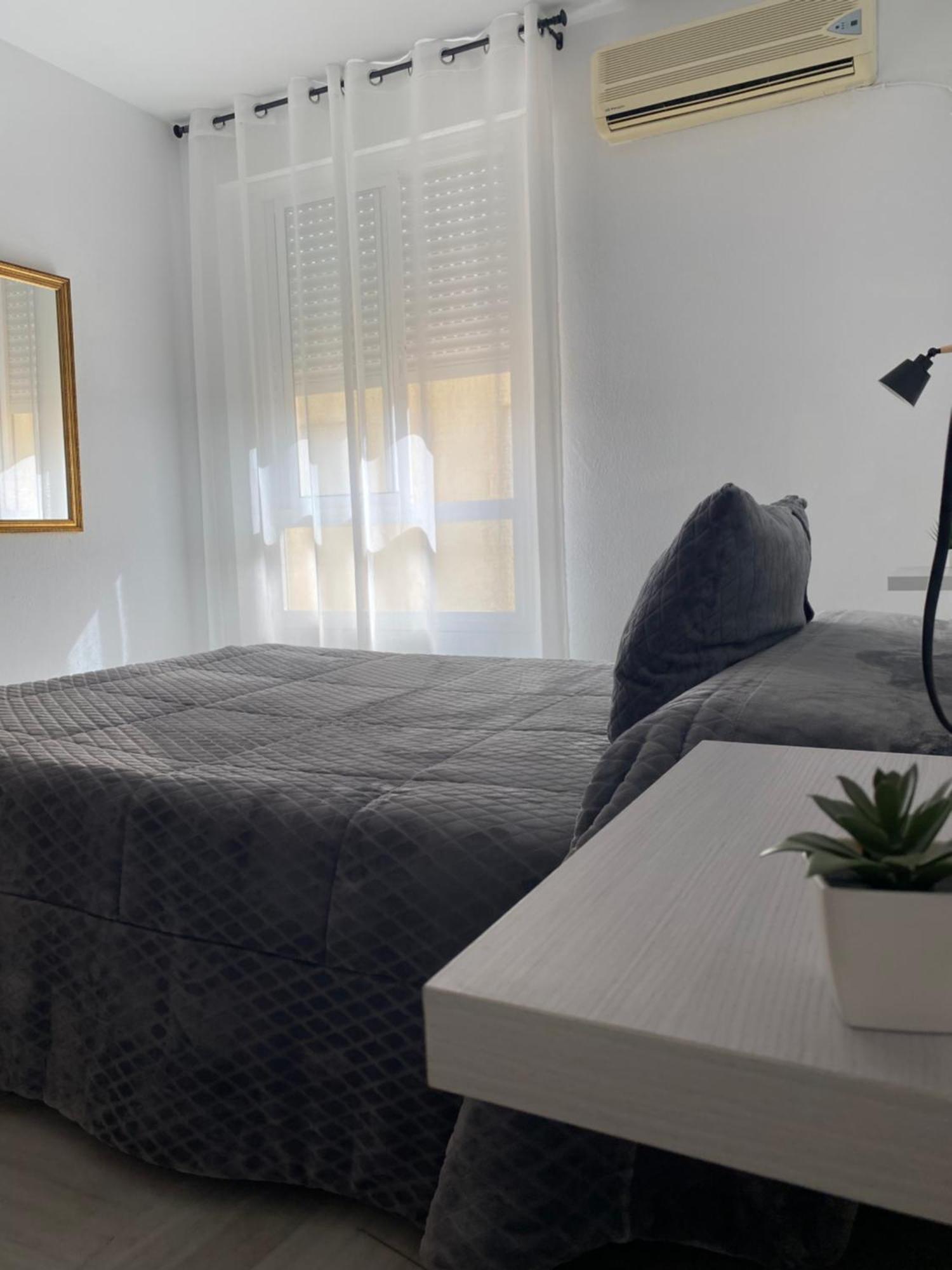 Almenas Apartment Ecija