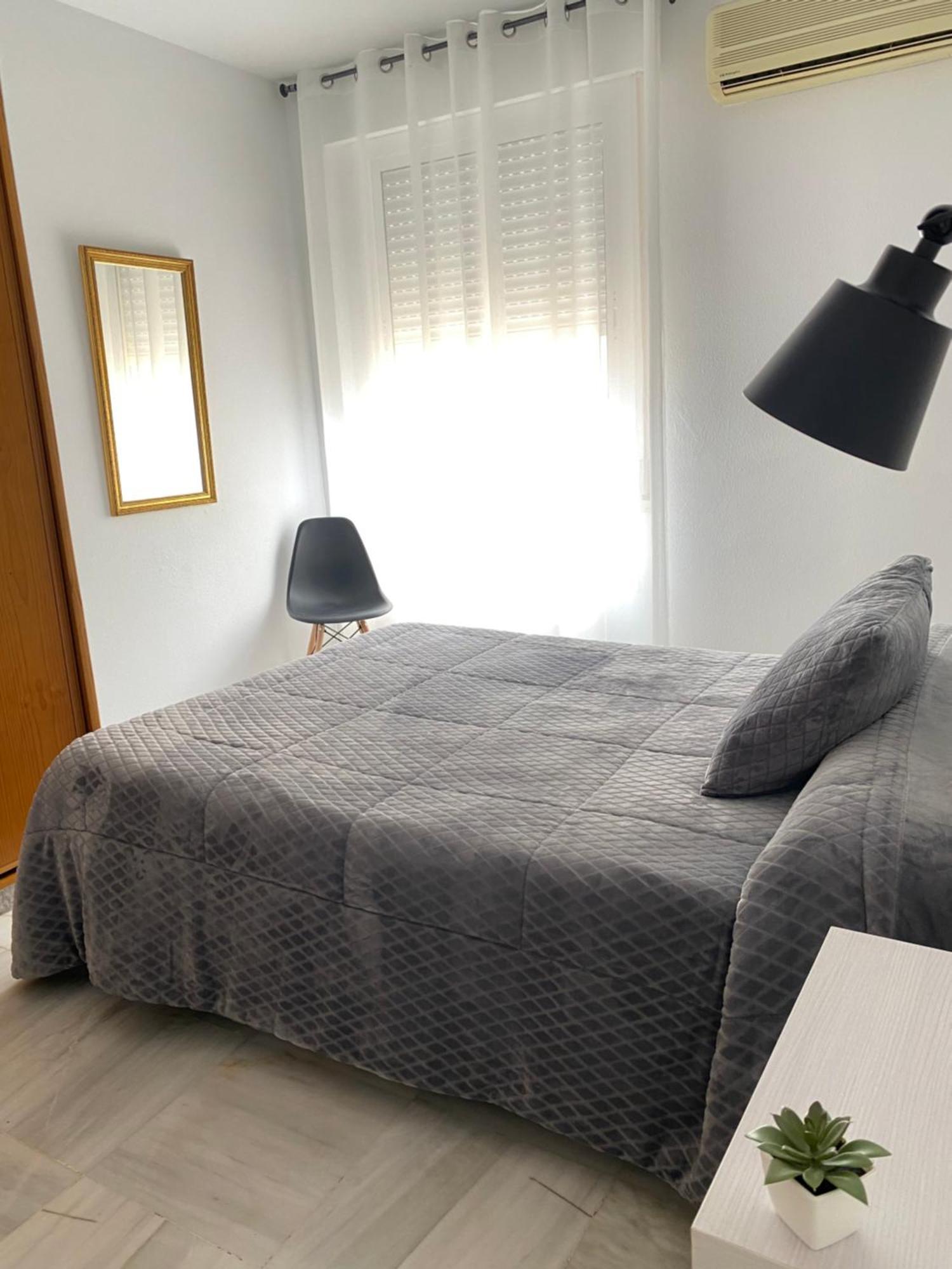 Almenas Apartment Ecija